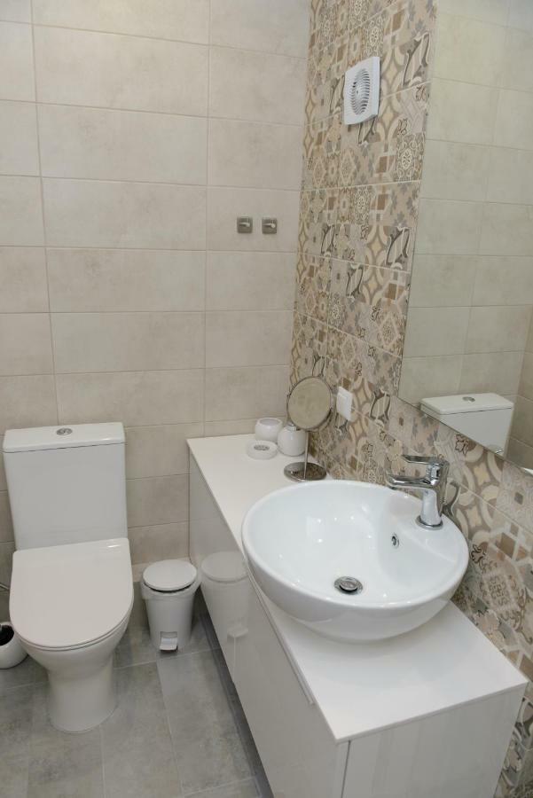 Grey Suite Filoxenia Thessaloniki Exterior photo